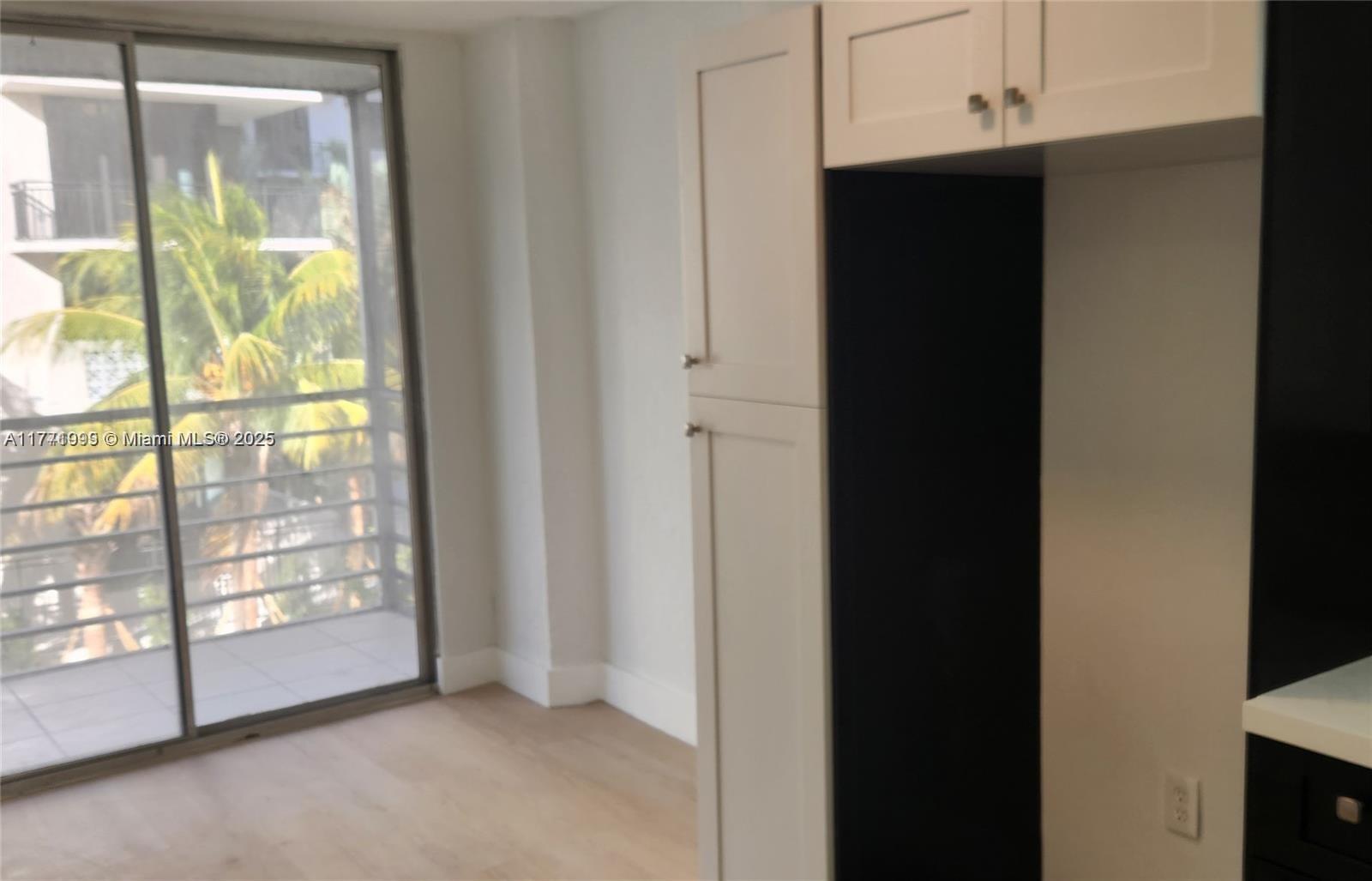 GREYNOLDS PARK CLUB CONDO - Residential