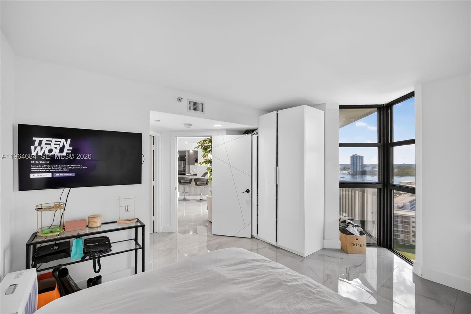 1000 ISL BLVD WILLIAMS IS - Residential