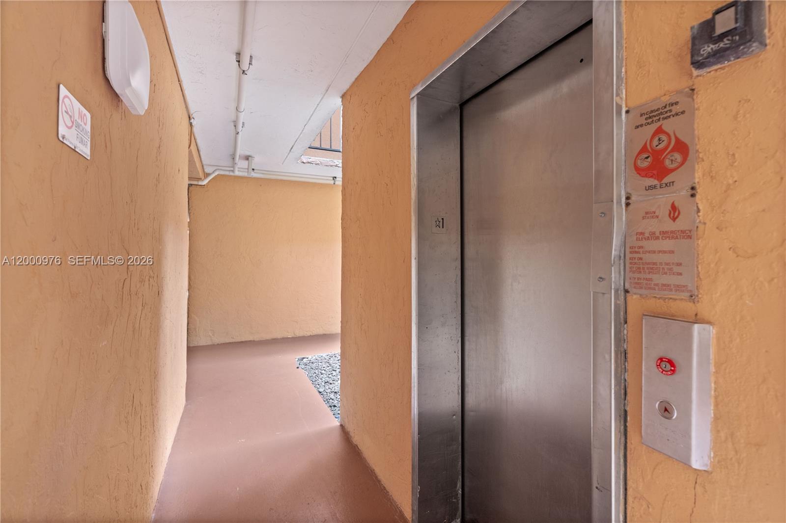 SUNSET PALMS EAST CONDO - Residential Lease