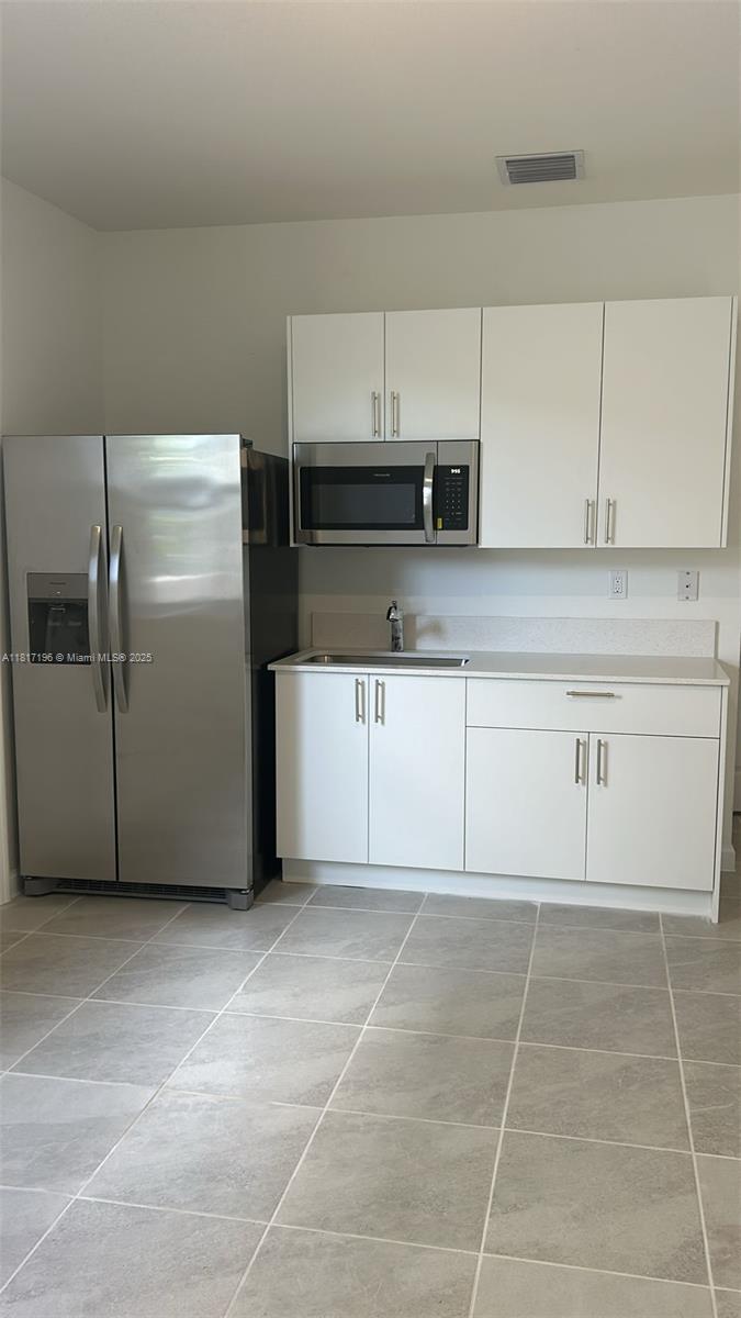 Rental Property at 18600 Sw 136th Ct 2, Miami, Broward County, Florida - Bedrooms: 1 
Bathrooms: 1  - $1,800 MO.
