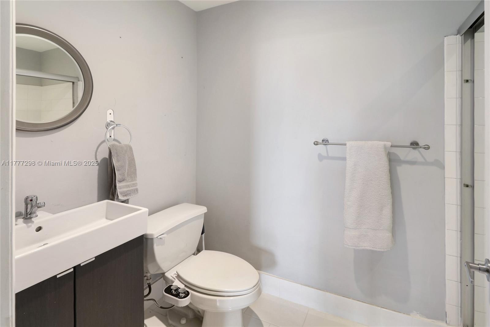 COURTYARDS AT DAVIE CONDO - Residential