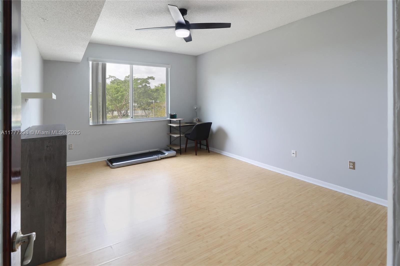 COURTYARDS AT DAVIE CONDO - Residential