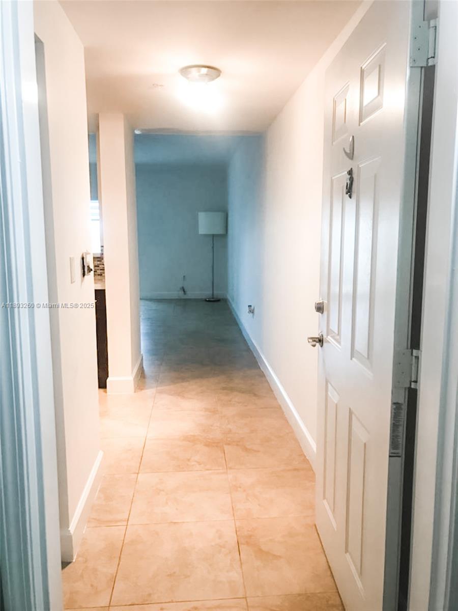 DOUGLAS GRAND CONDO - Residential Lease