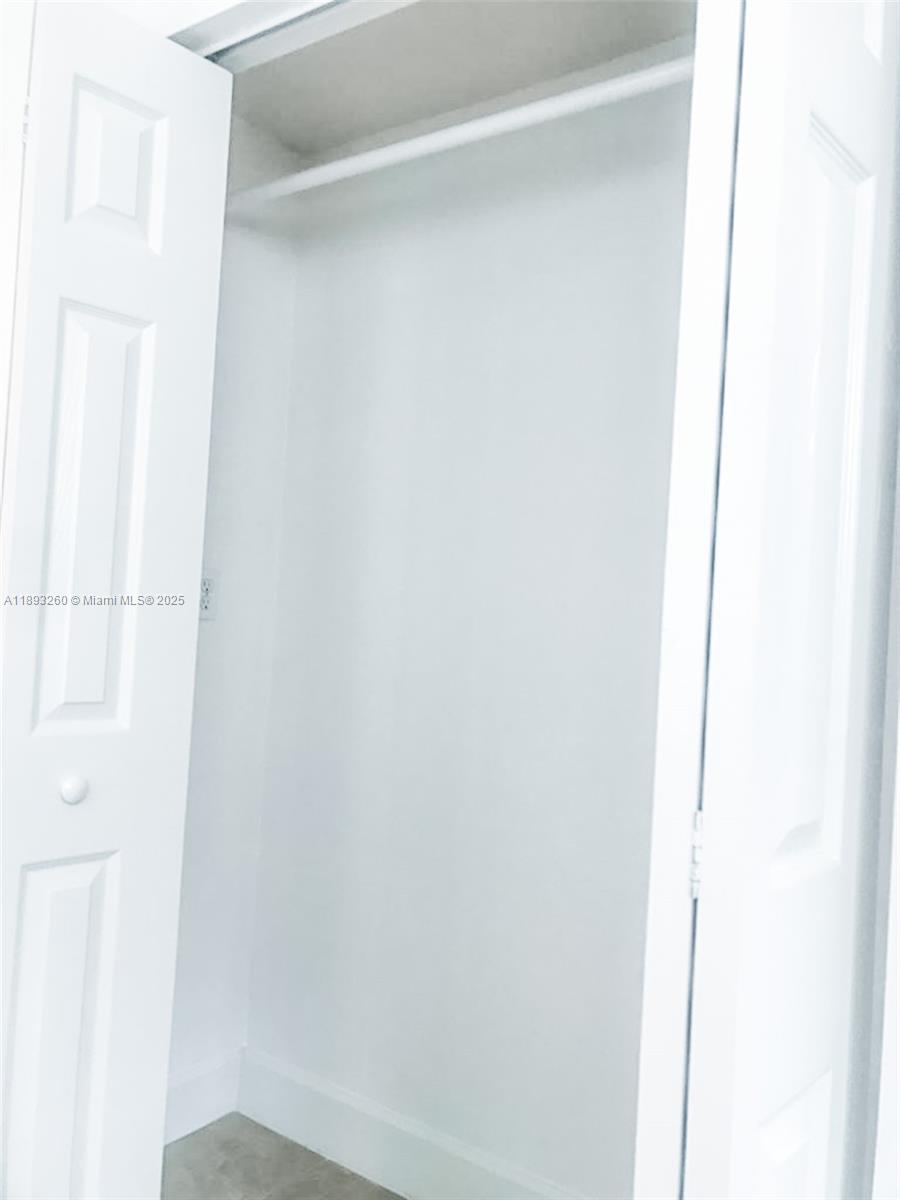 DOUGLAS GRAND CONDO - Residential Lease