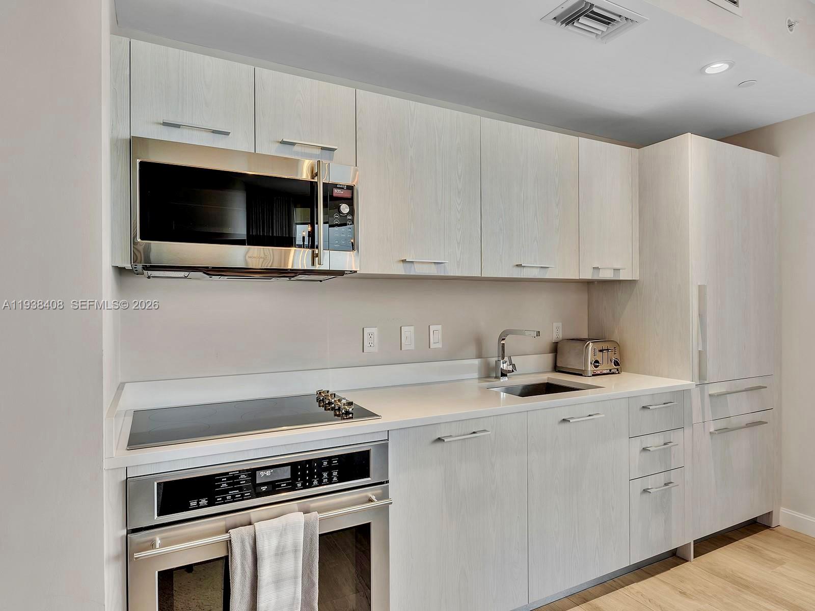 BRICKELL HEIGHTS WEST CON - Residential