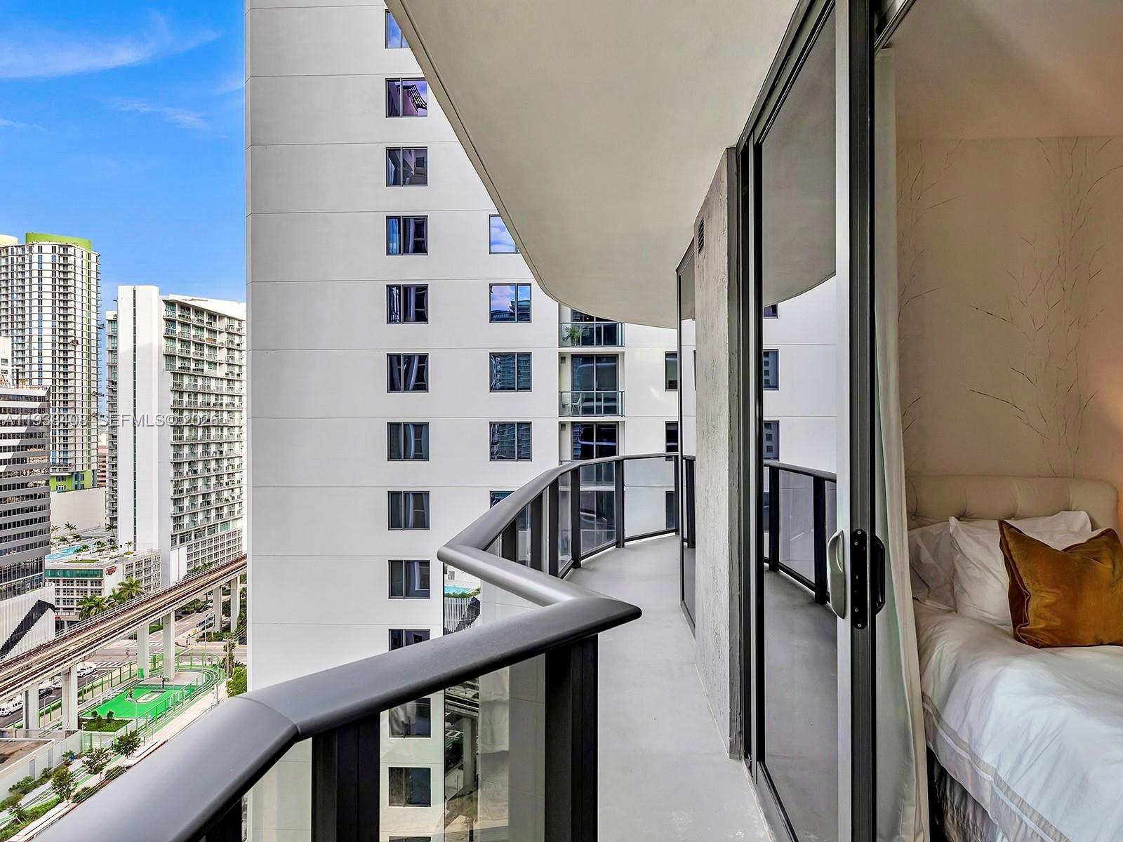 BRICKELL HEIGHTS WEST CON - Residential