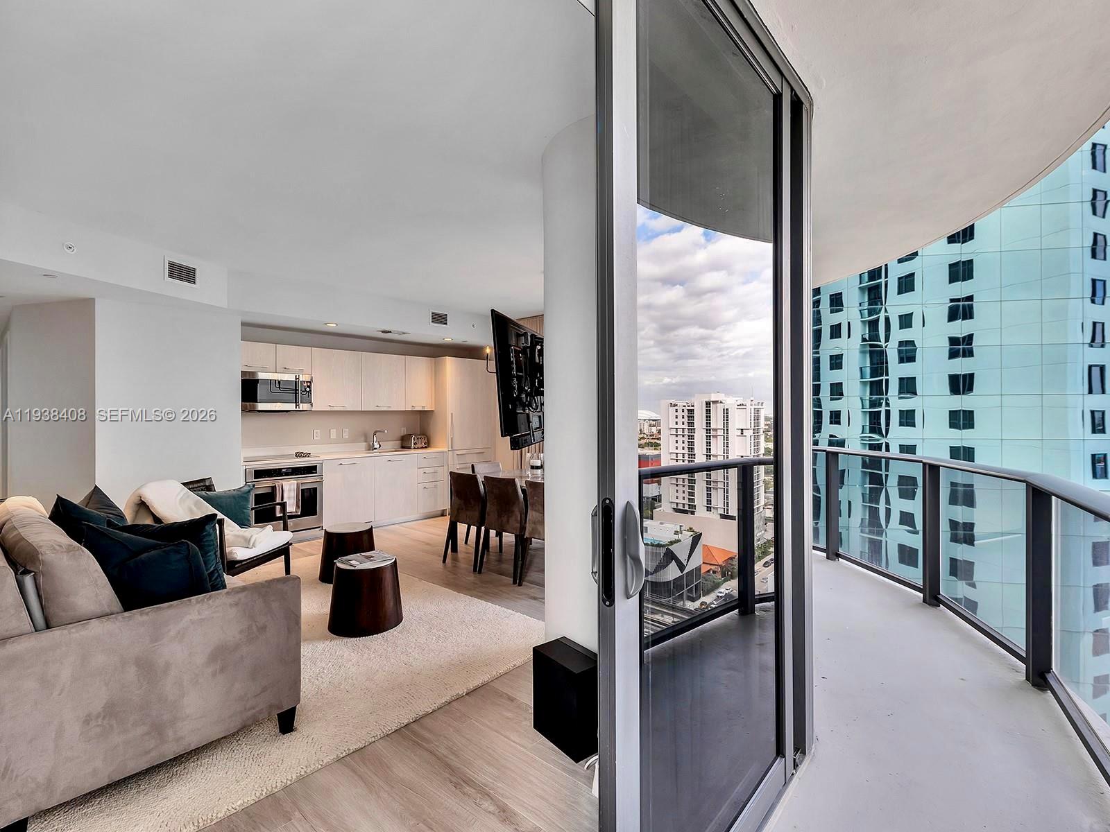 BRICKELL HEIGHTS WEST CON - Residential