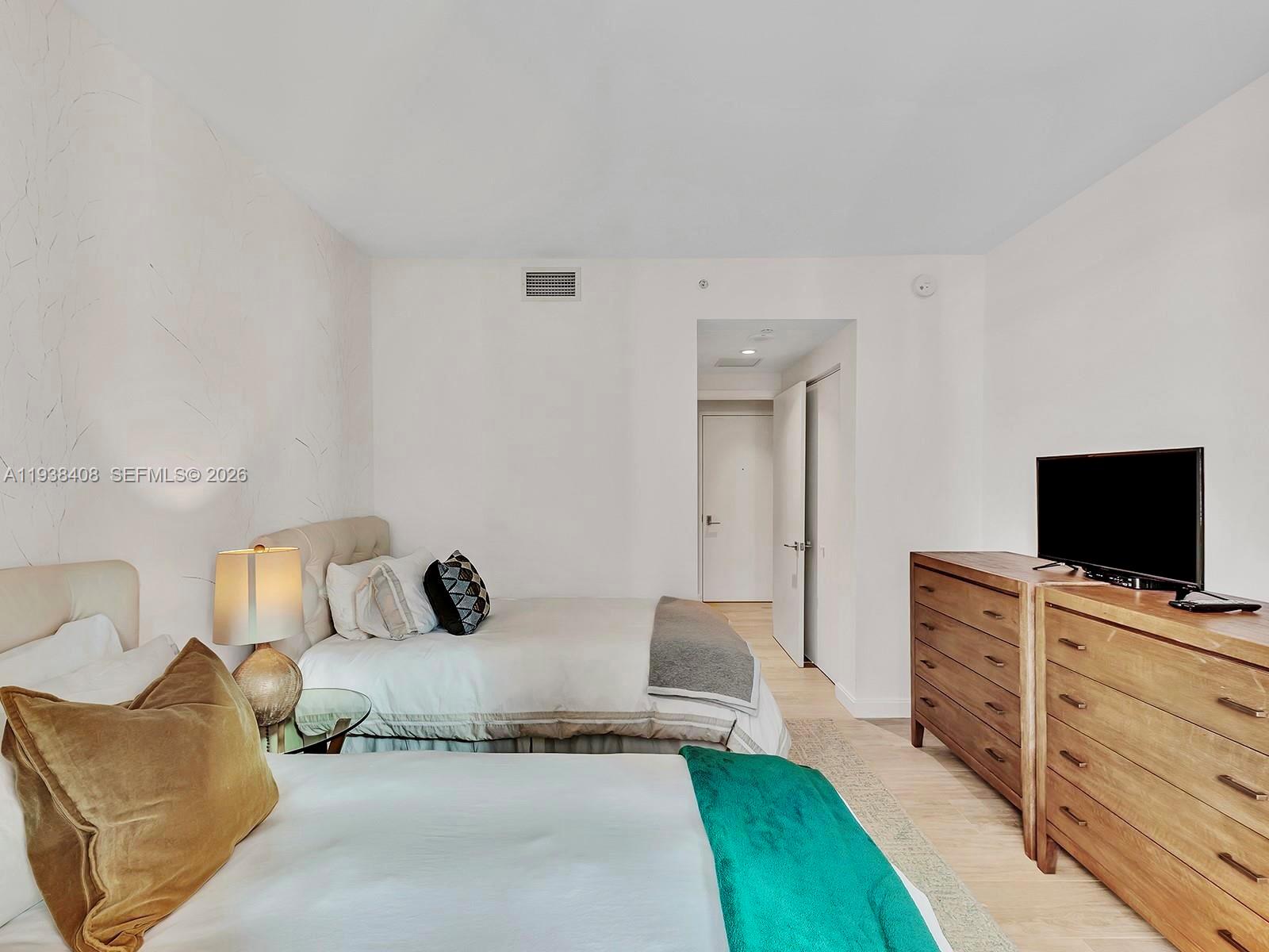 BRICKELL HEIGHTS WEST CON - Residential