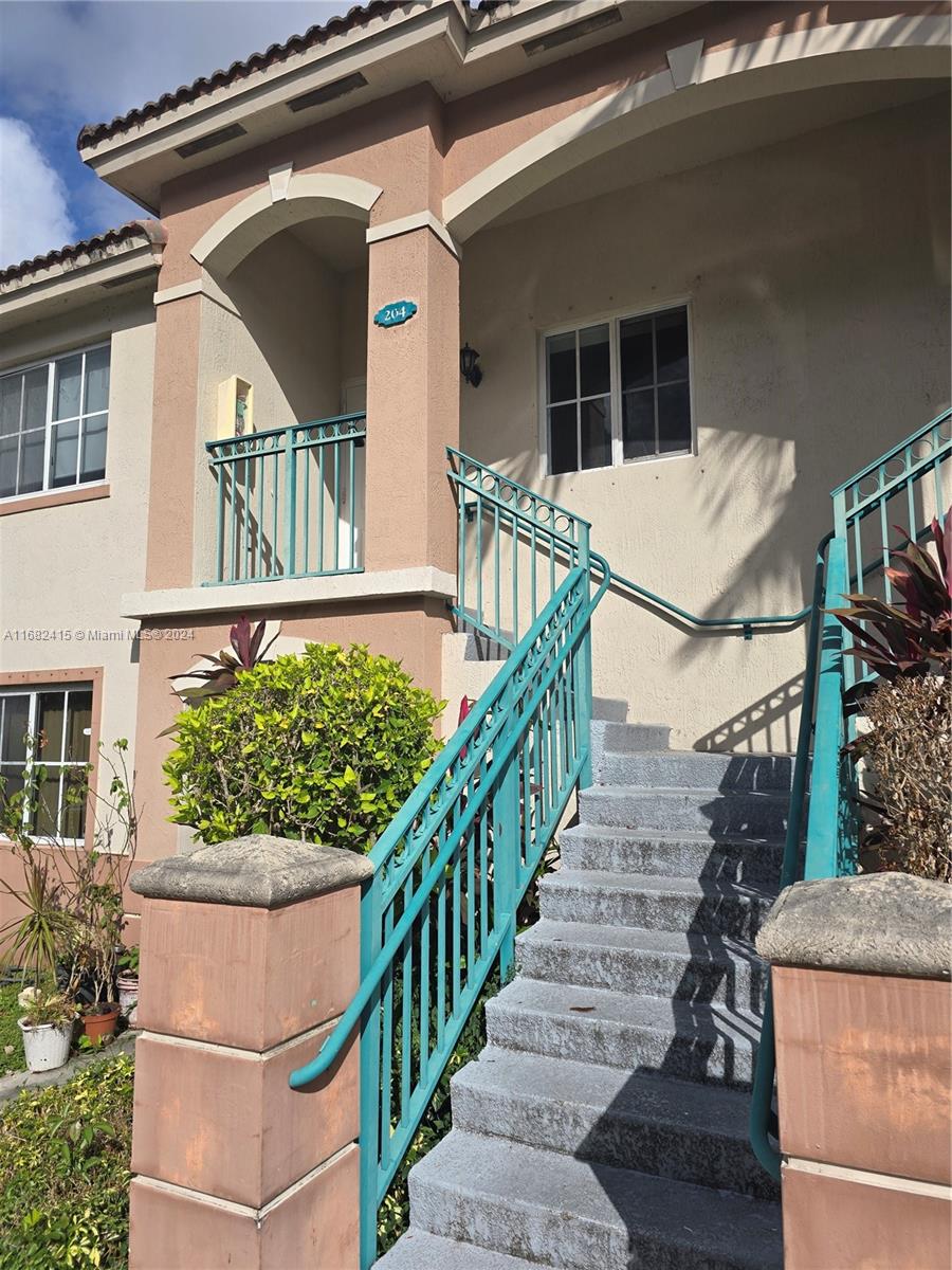 Rental Property at 1251 Se 31st Ct 204-54, Homestead, Miami-Dade County, Florida - Bedrooms: 2 
Bathrooms: 2  - $1,900 MO.