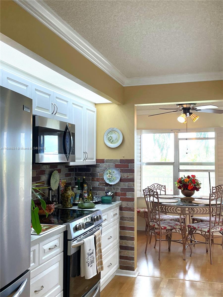 PLYMOUTH AT CENTURY VILLA - Residential