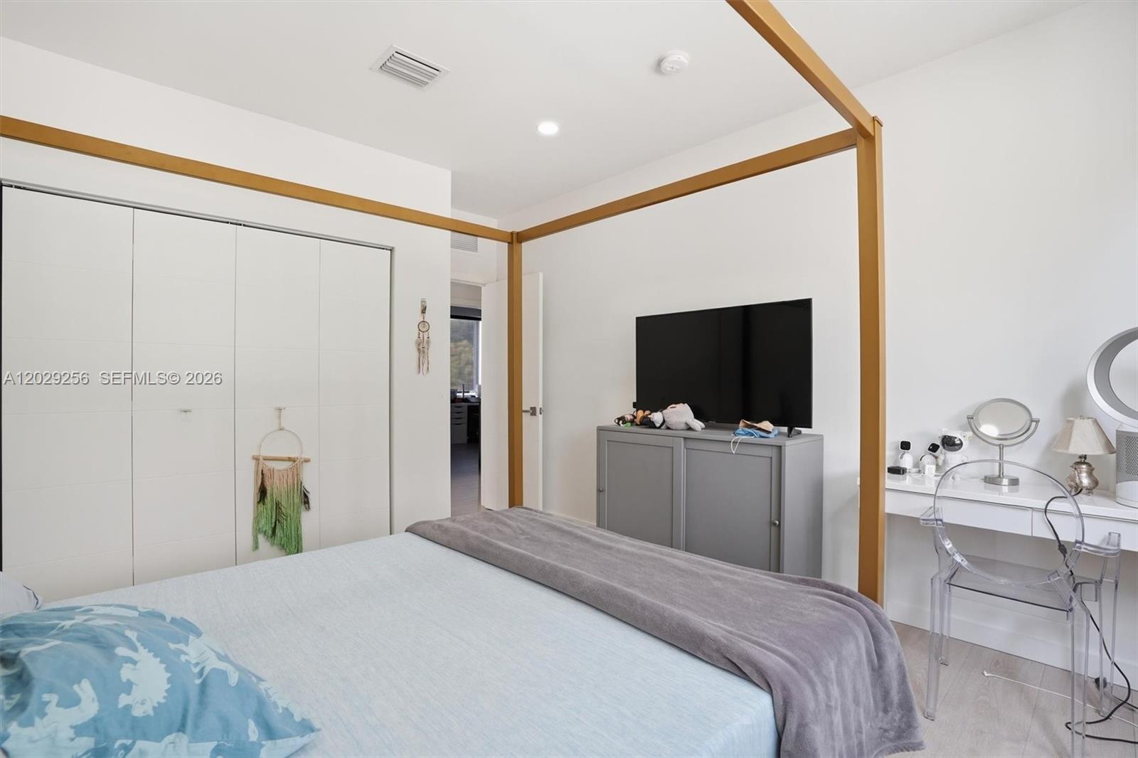 ALLENWOOD - Residential