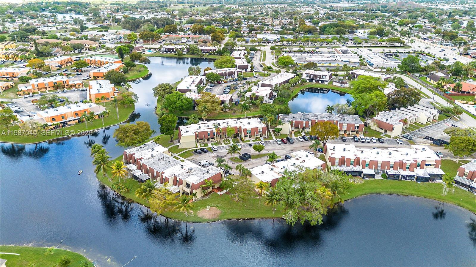 WESTVIEW CONDOMINIUM NO O - Residential Lease