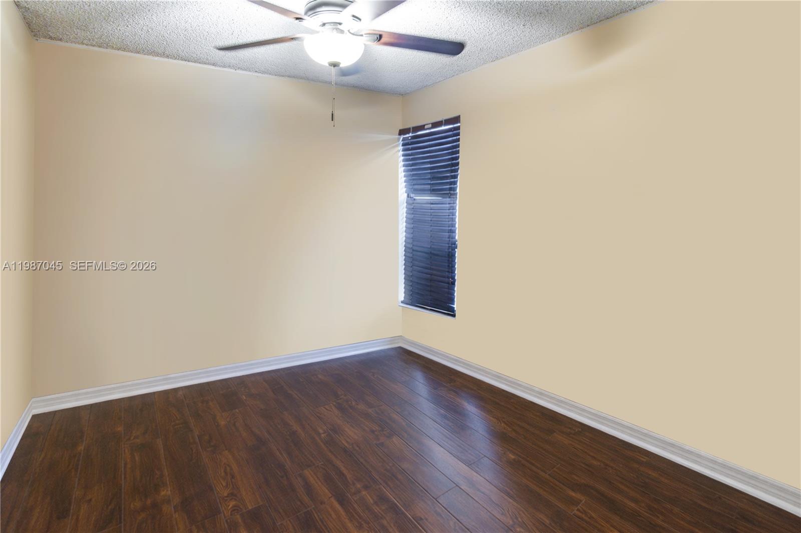 WESTVIEW CONDOMINIUM NO O - Residential Lease