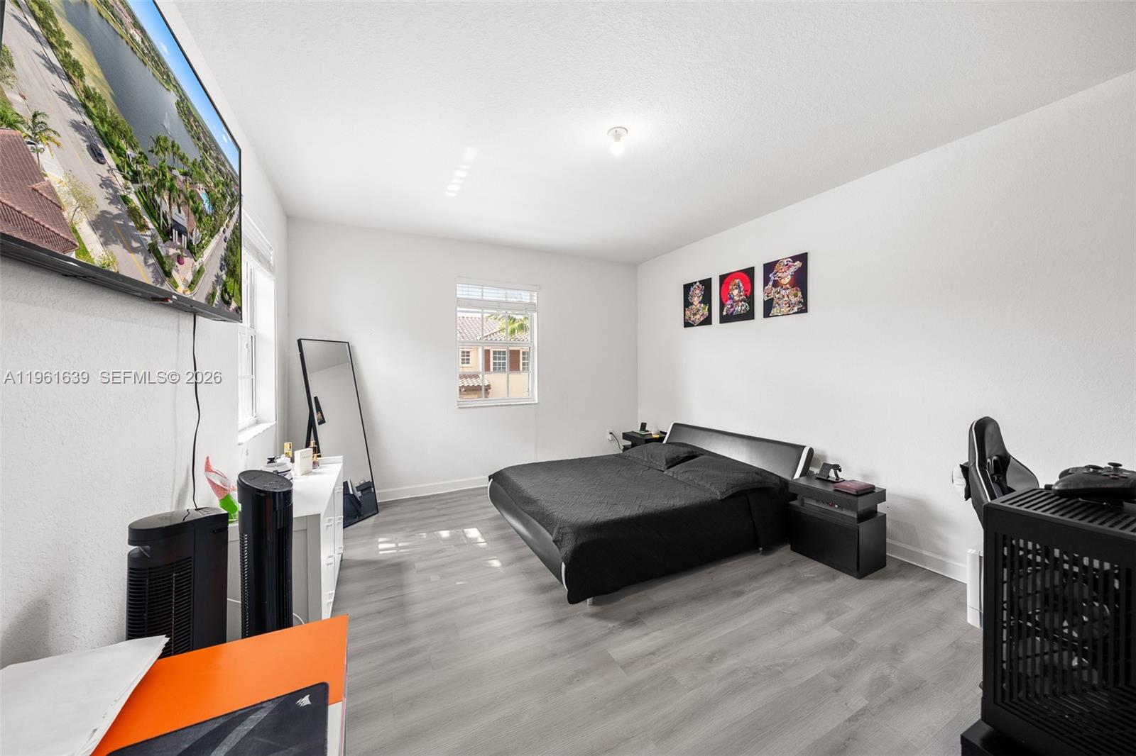 KENDALL COMMONS RESIDENTI - Residential