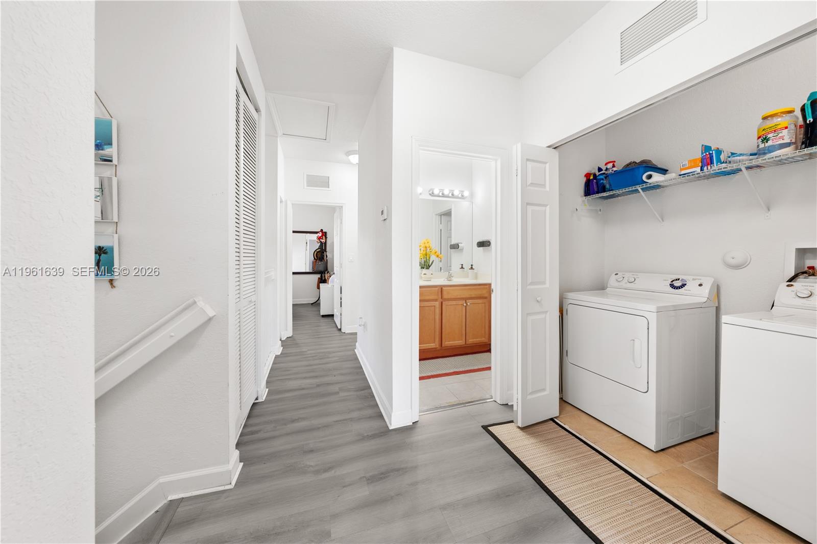 KENDALL COMMONS RESIDENTI - Residential