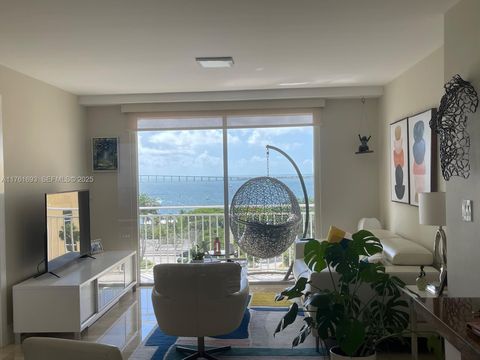 770 Claughton Island Dr 904 Miami FL 33131