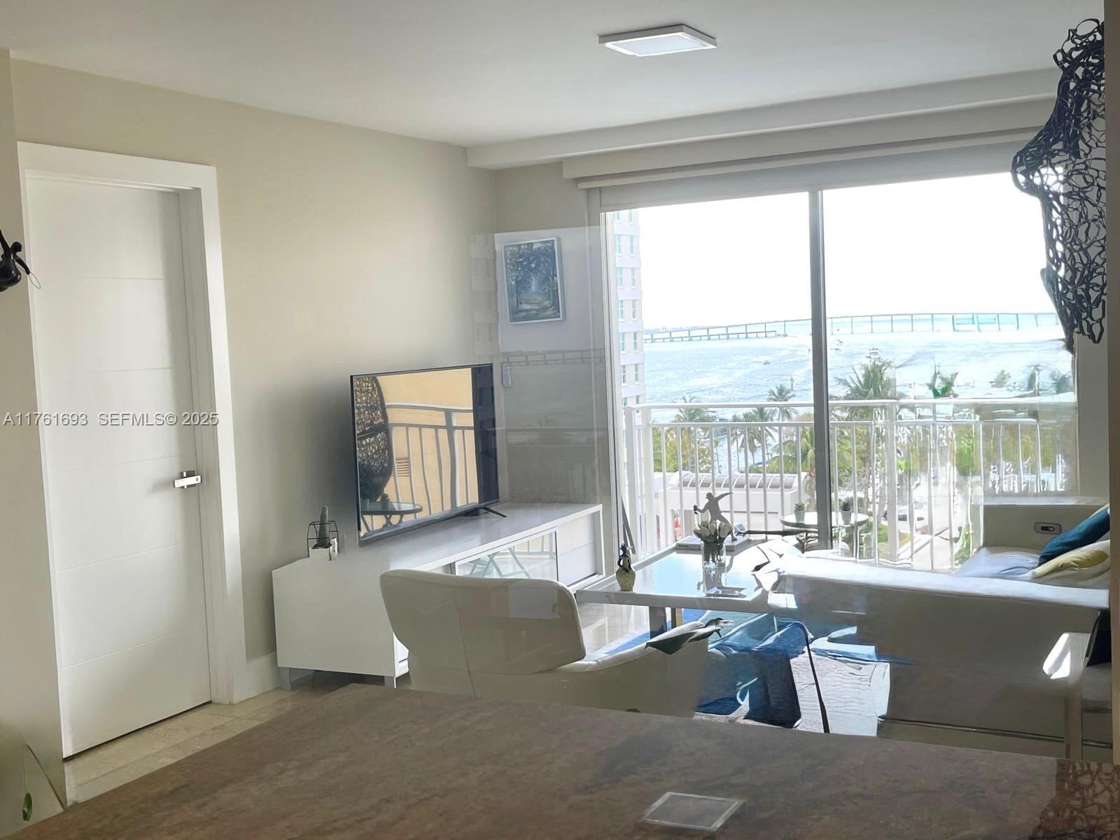 770 Claughton Island Dr 904