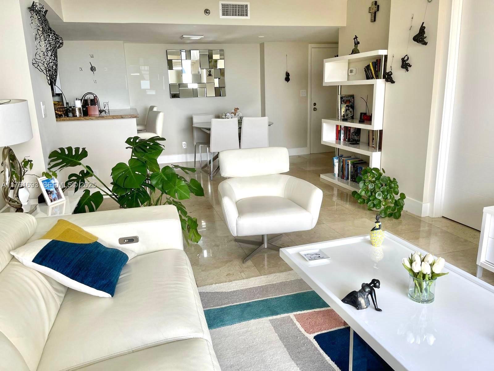 770 Claughton Island Dr 904