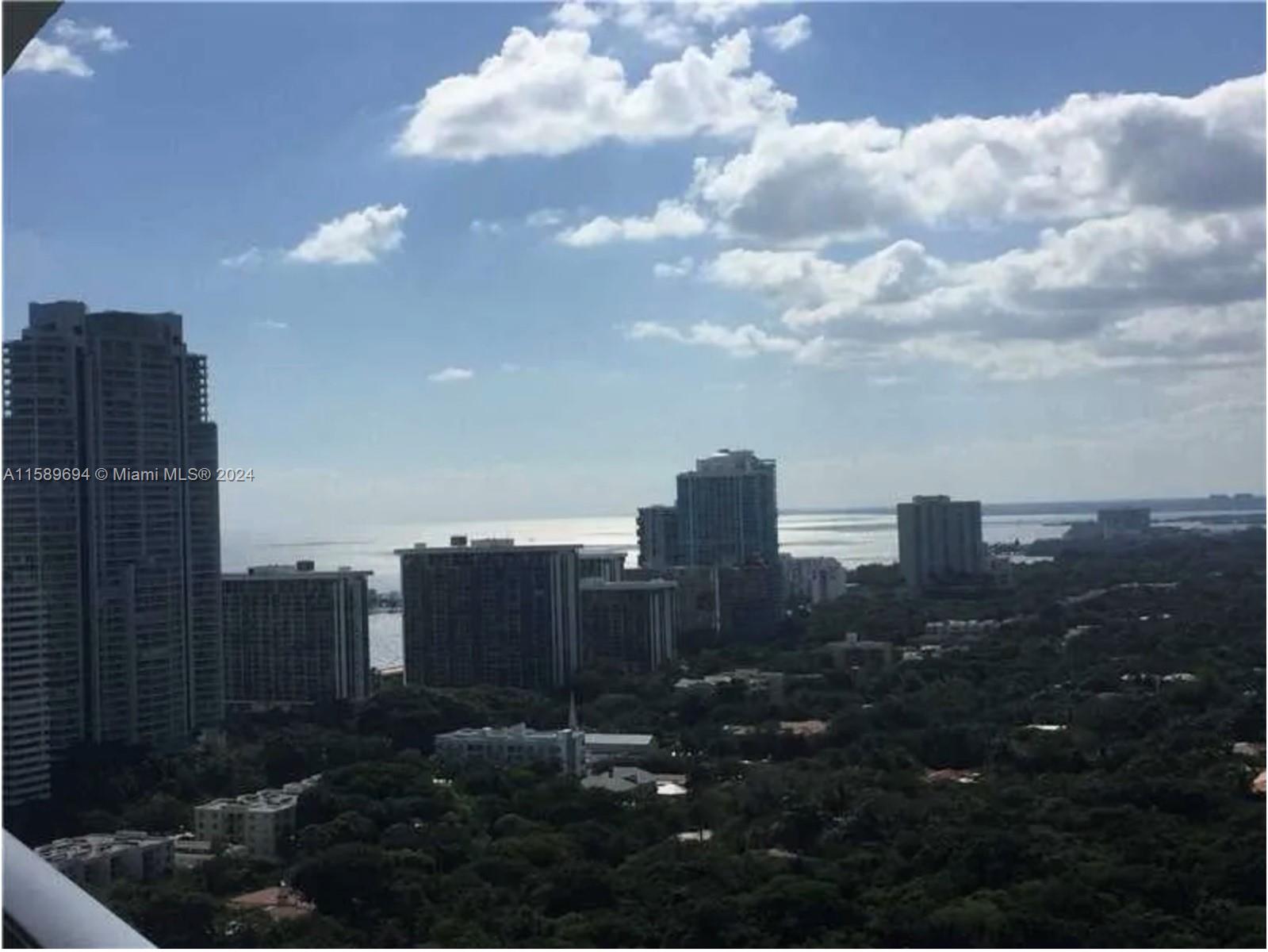 SLS BRICKELL - Residential Lease