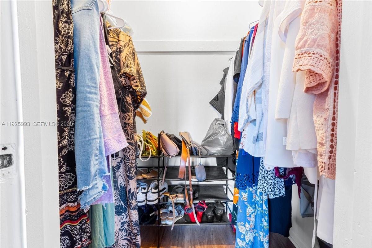 SANDPEBBLES TOWNHOUSE CON - Residential Lease