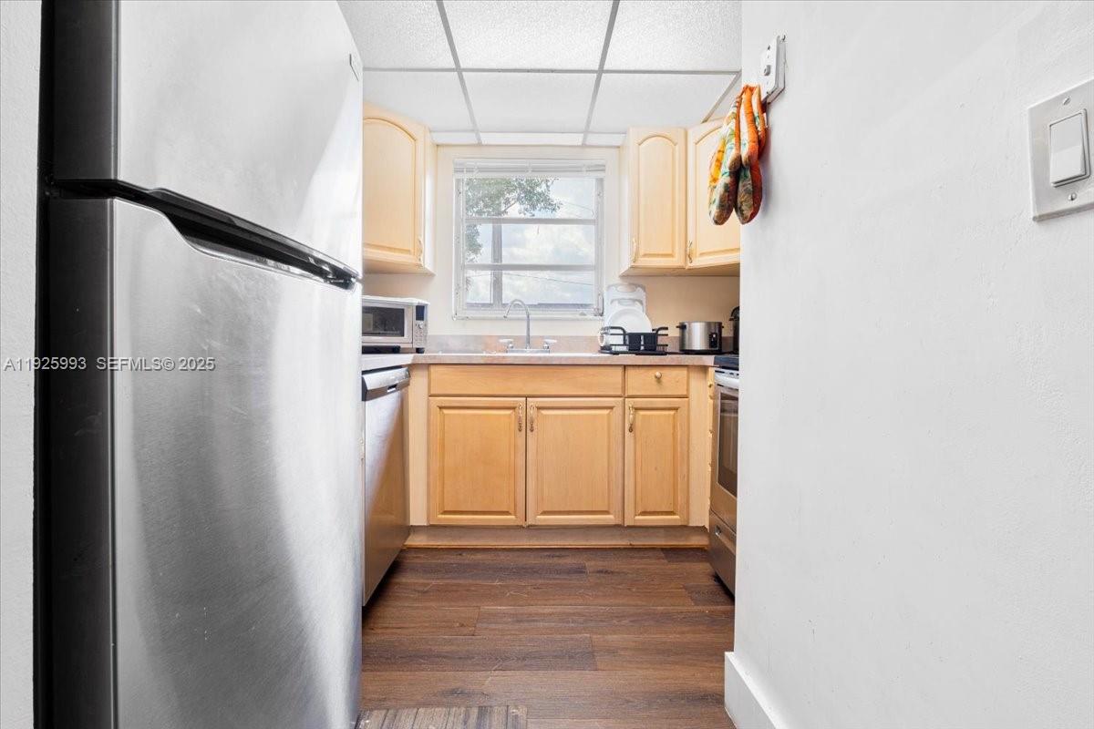 SANDPEBBLES TOWNHOUSE CON - Residential Lease