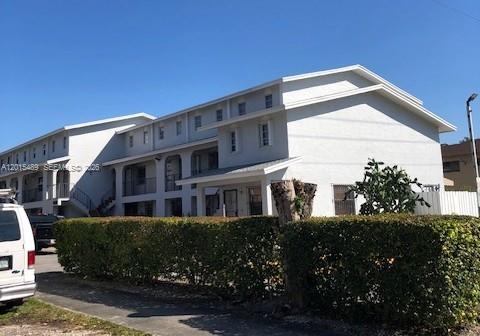 1460 N 43rd Pl 106