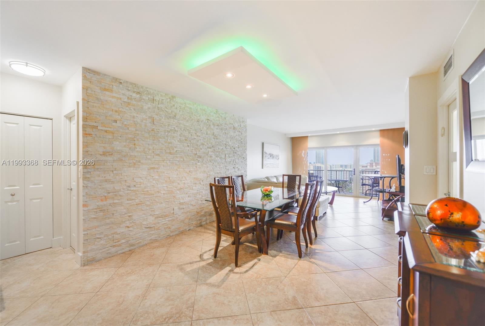 HEMISPHERES CONDO - Residential Lease