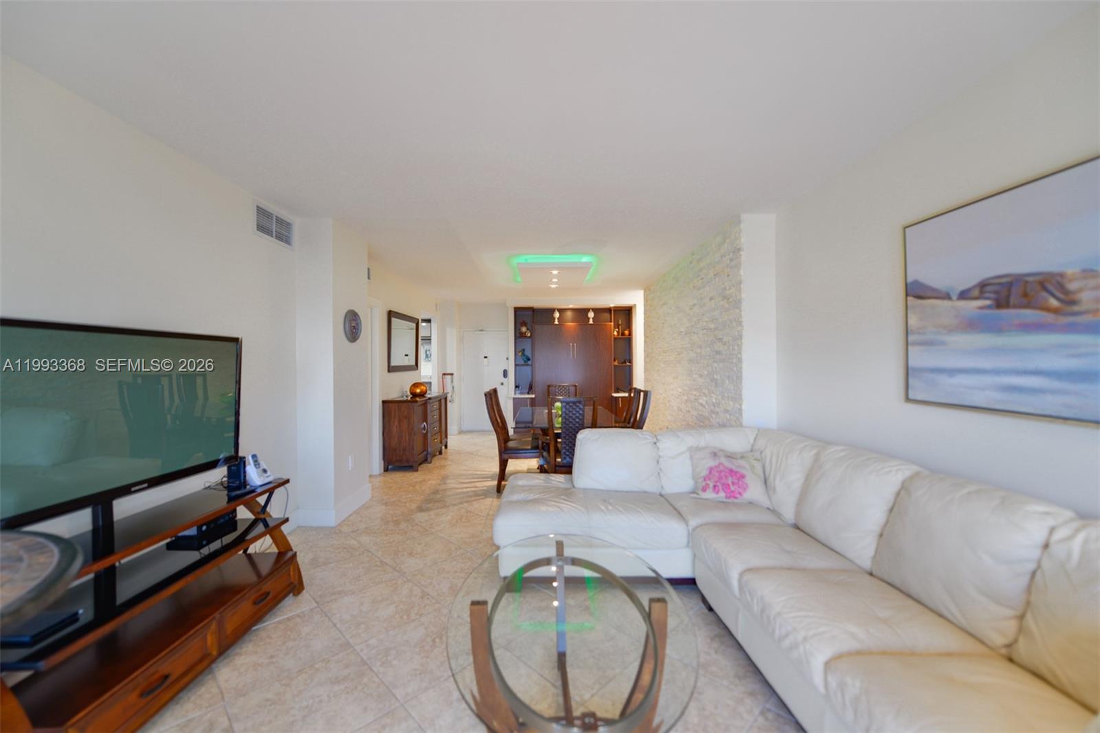 HEMISPHERES CONDO - Residential Lease
