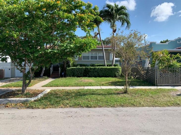 Rental Property at 3051 Sw 20th St A, Miami, Broward County, Florida - Bathrooms: 1  - $1,600 MO.