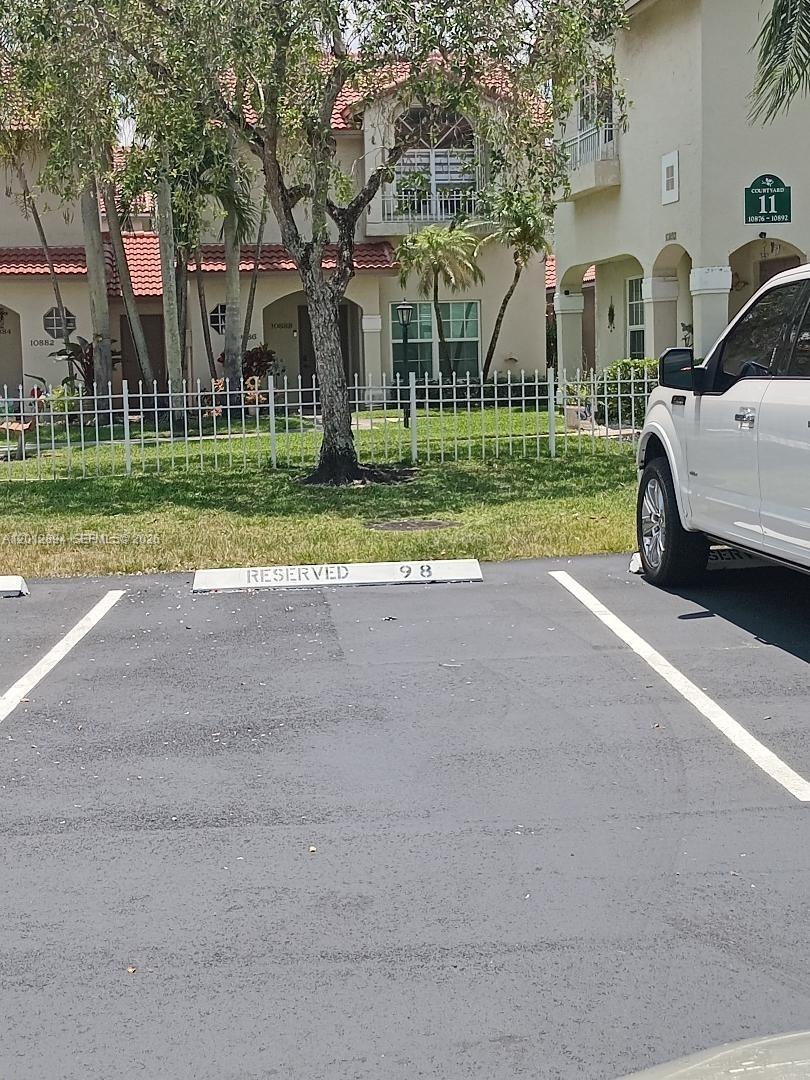 IMAGES AT PEMBROKE POINTE - Residential Lease