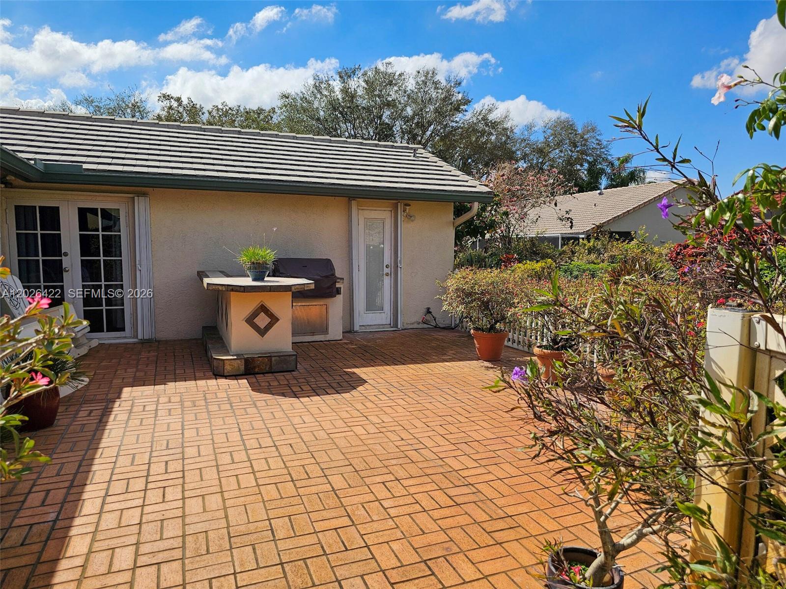 ROYAL PALM VILLAGE - Residential