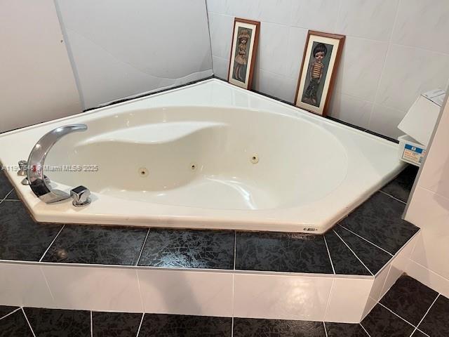 GOLDEN SHORES OCEAN BLVD - Residential