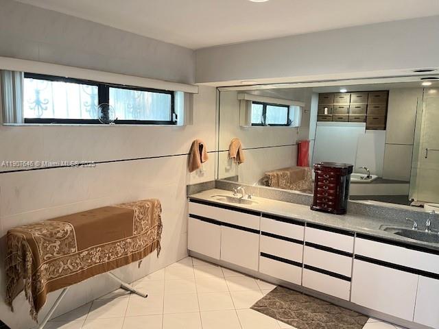 GOLDEN SHORES OCEAN BLVD - Residential