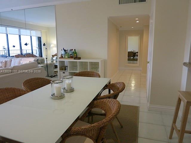 201 Crandon Blvd 1027