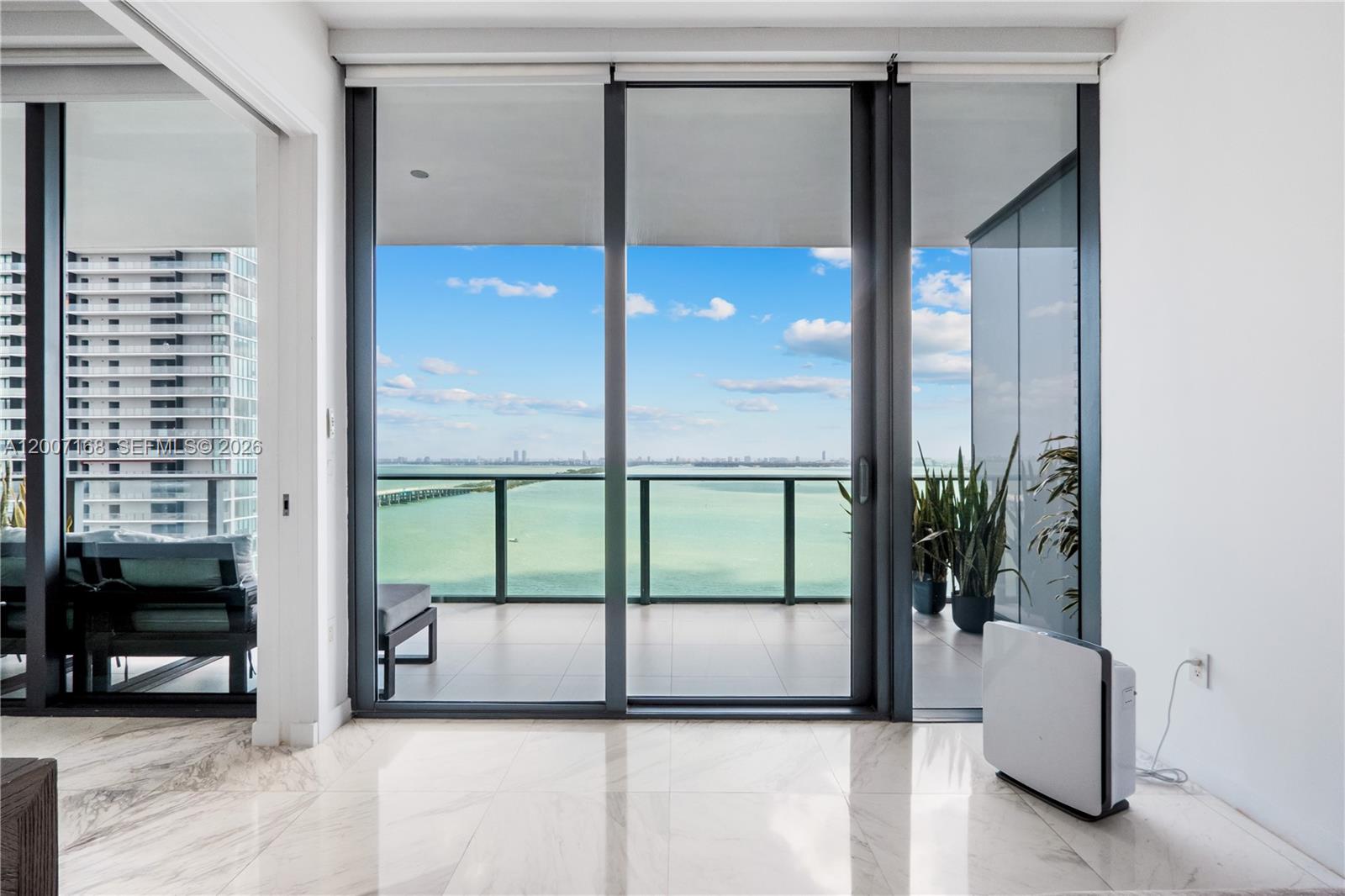 GRAN PARAISO CONDO - Residential