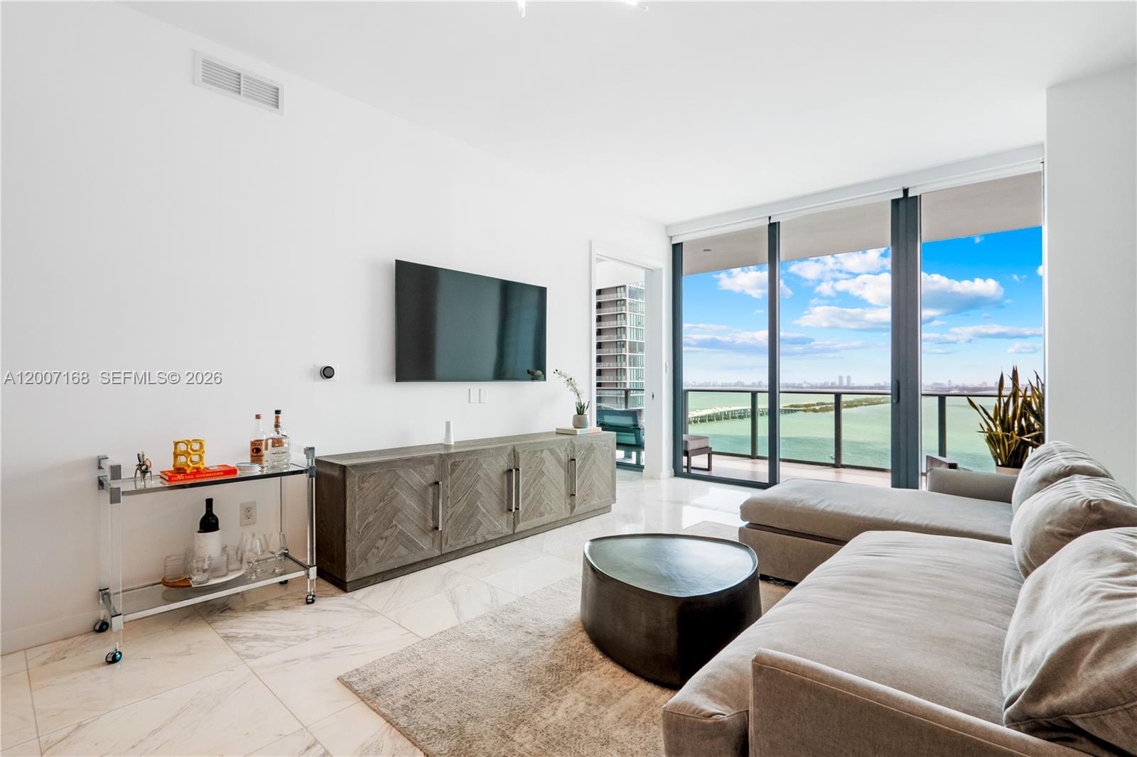 GRAN PARAISO CONDO - Residential