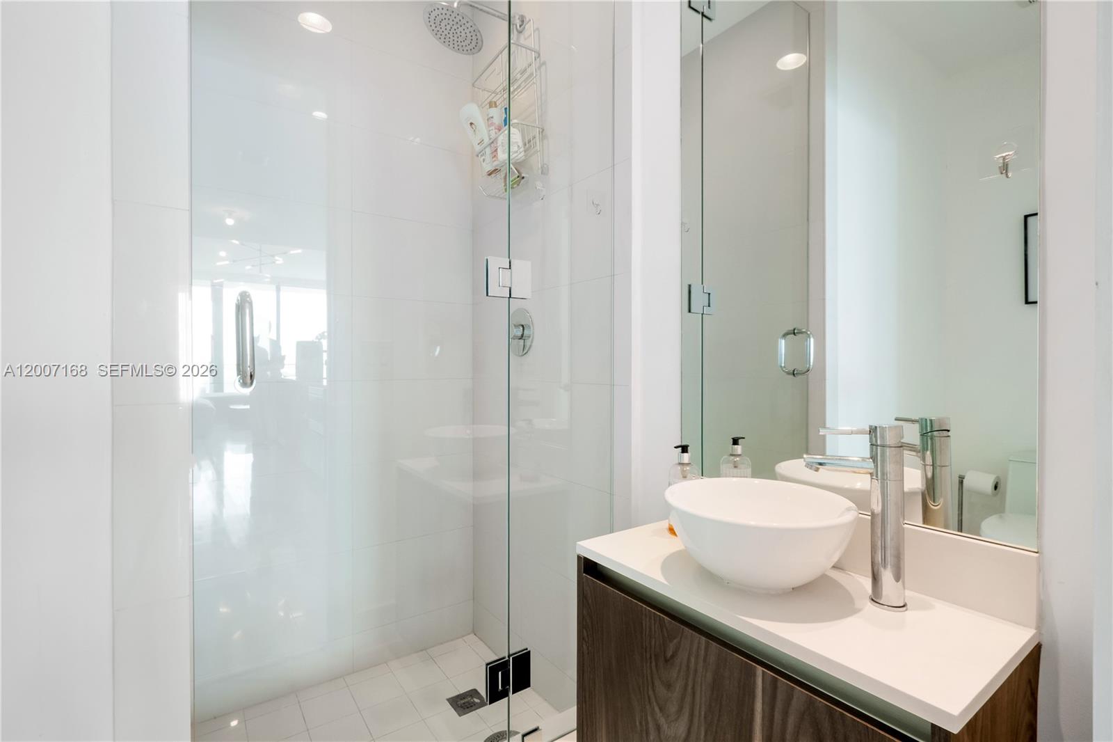 GRAN PARAISO CONDO - Residential