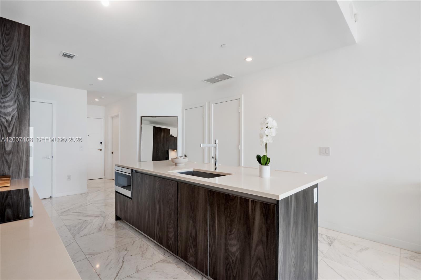 GRAN PARAISO CONDO - Residential