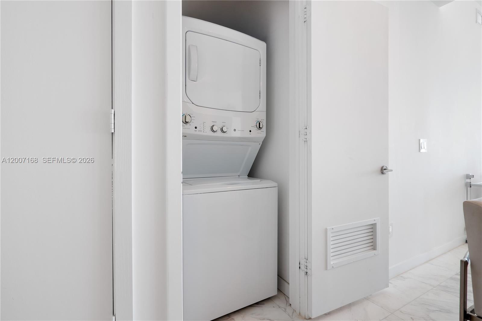 GRAN PARAISO CONDO - Residential