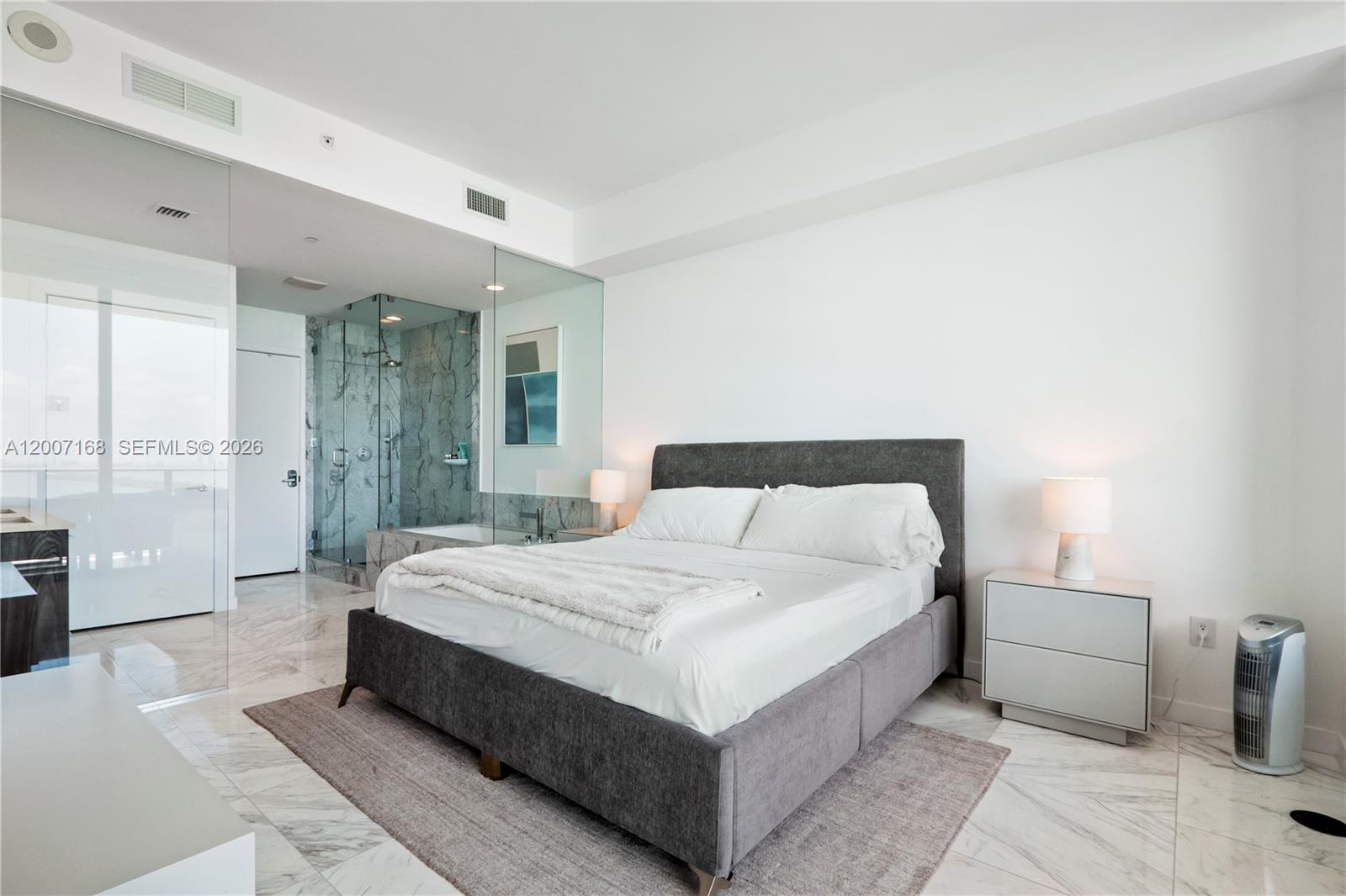 GRAN PARAISO CONDO - Residential