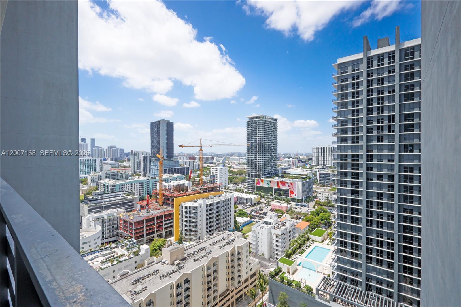 GRAN PARAISO CONDO - Residential