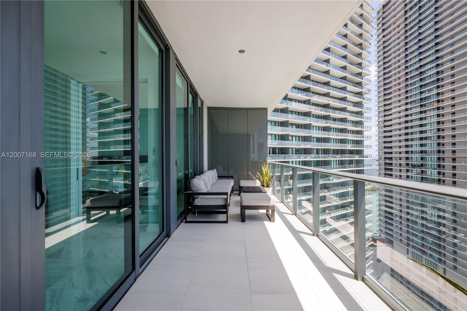 GRAN PARAISO CONDO - Residential