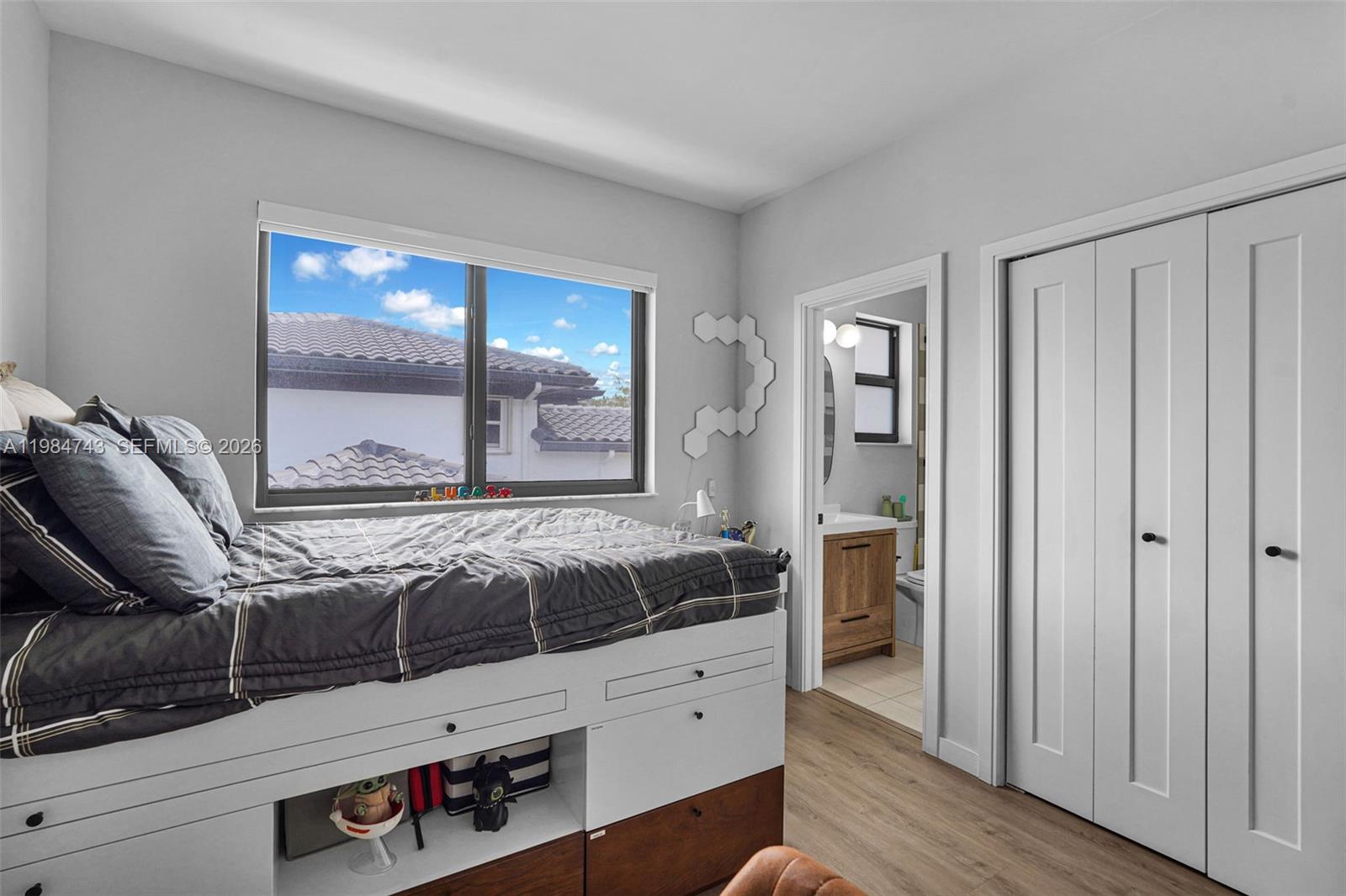 SILVERCREST LAKE ESTATES - Residential