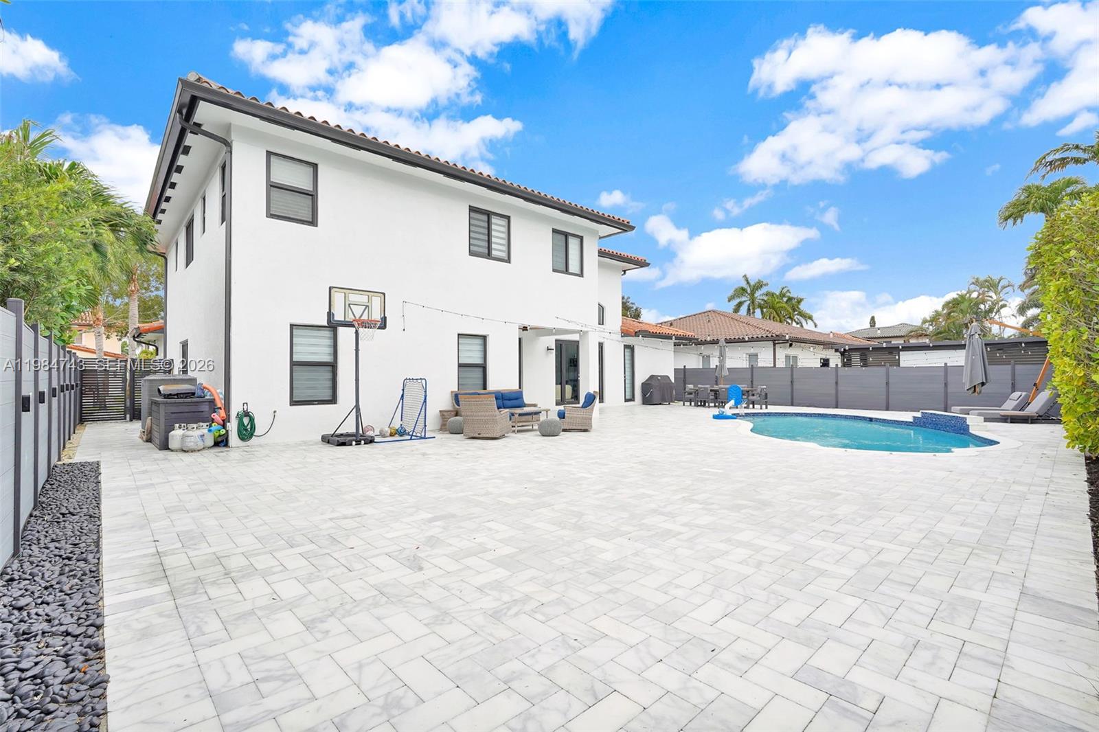 SILVERCREST LAKE ESTATES - Residential