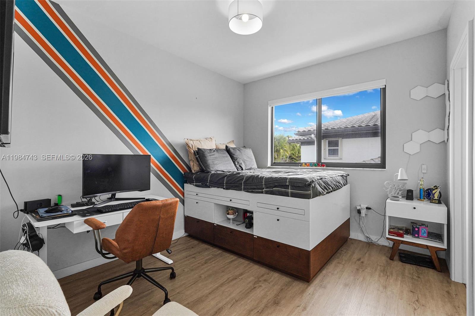 SILVERCREST LAKE ESTATES - Residential