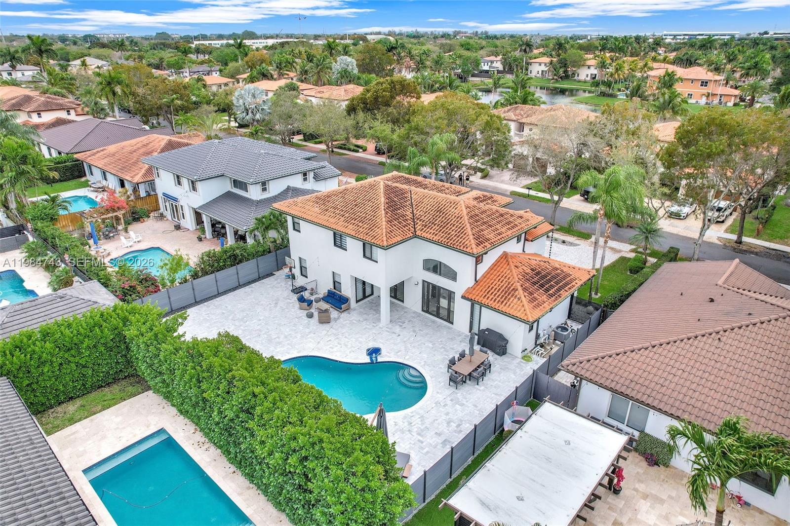 SILVERCREST LAKE ESTATES - Residential