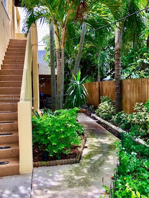 NORTH GATE - Residential Lease