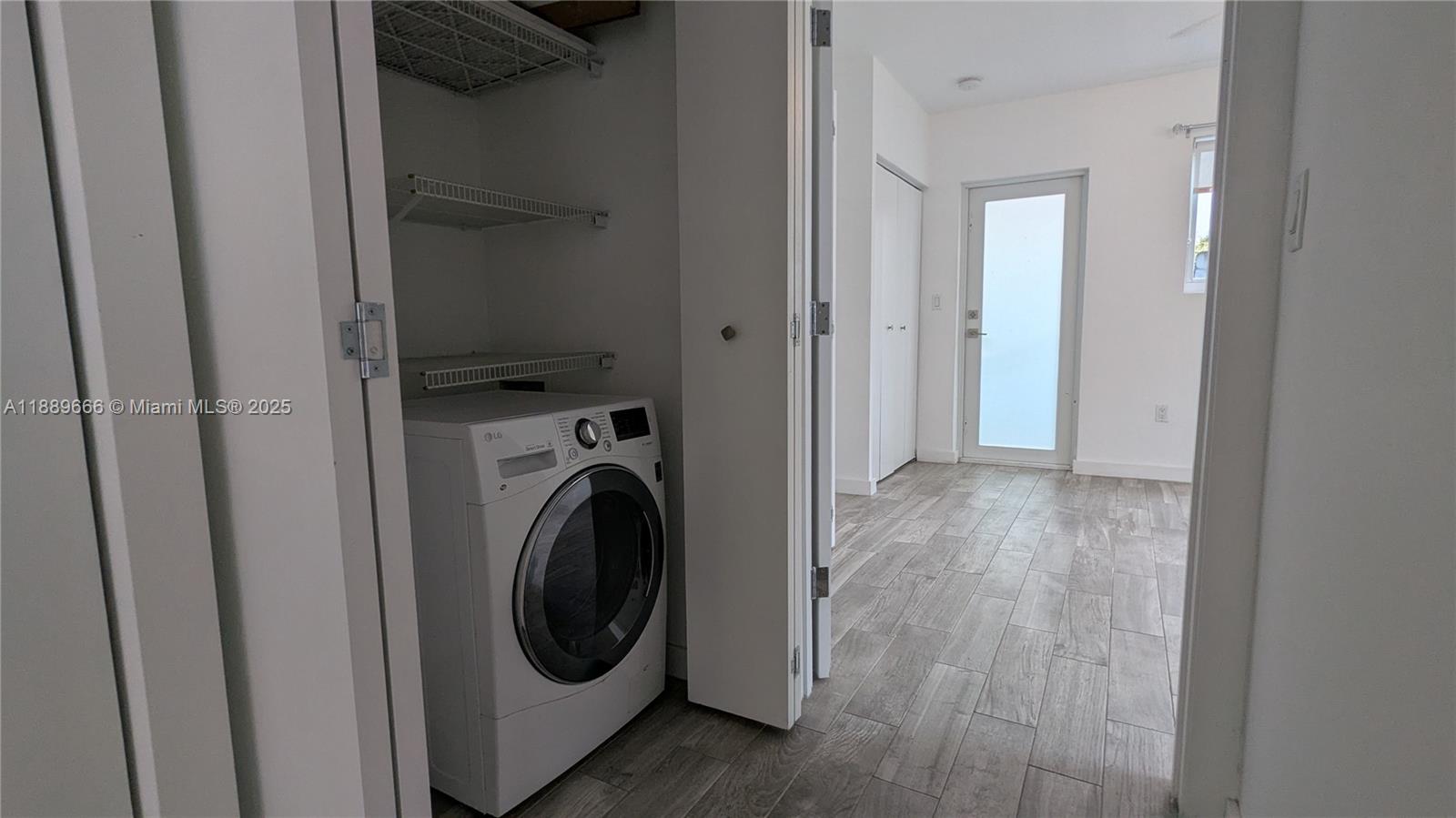 1035 EUCLID CONDO - Residential Lease