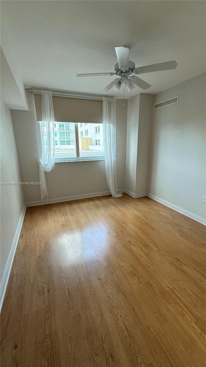 DUO CONDOMINIUM WEST - Residential