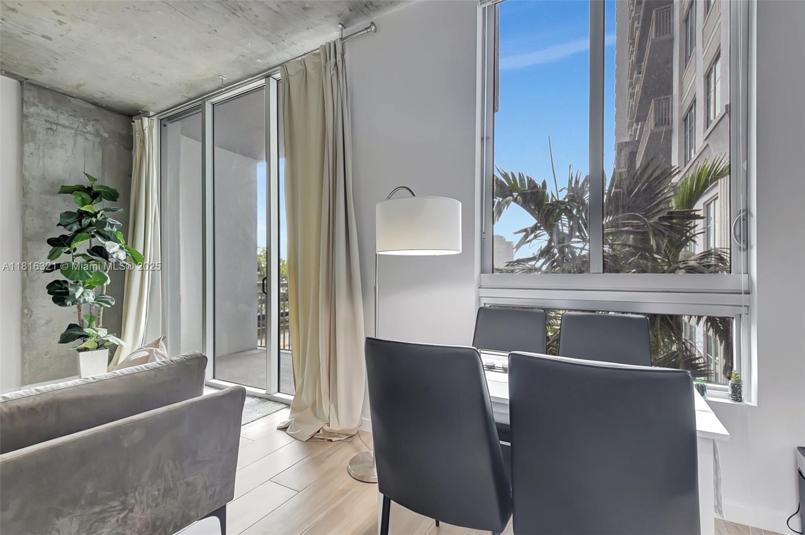 EDGE CONDO - Residential